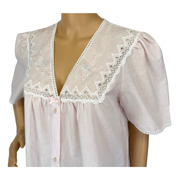 2/$30 Vintage 80s Barbizon Pajama Top Pale Pink Button Lace Embroidered Size M - Picture 3 of 8
